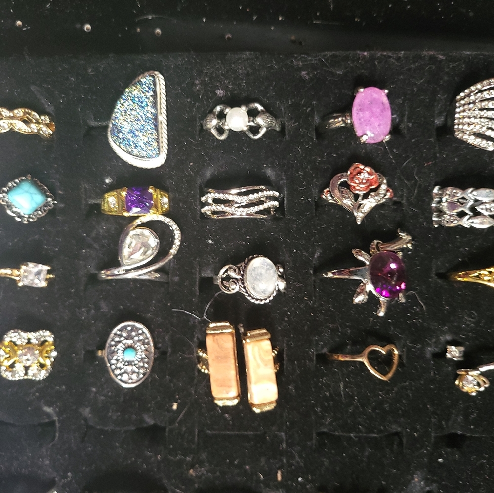 Ring lot #27